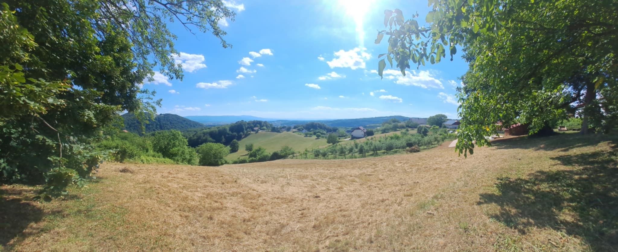 ELITNA LOKACIJA NAD KRŠKIM